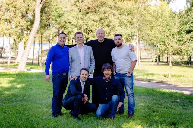 12112469_876769422401054_3189865629943315123_n